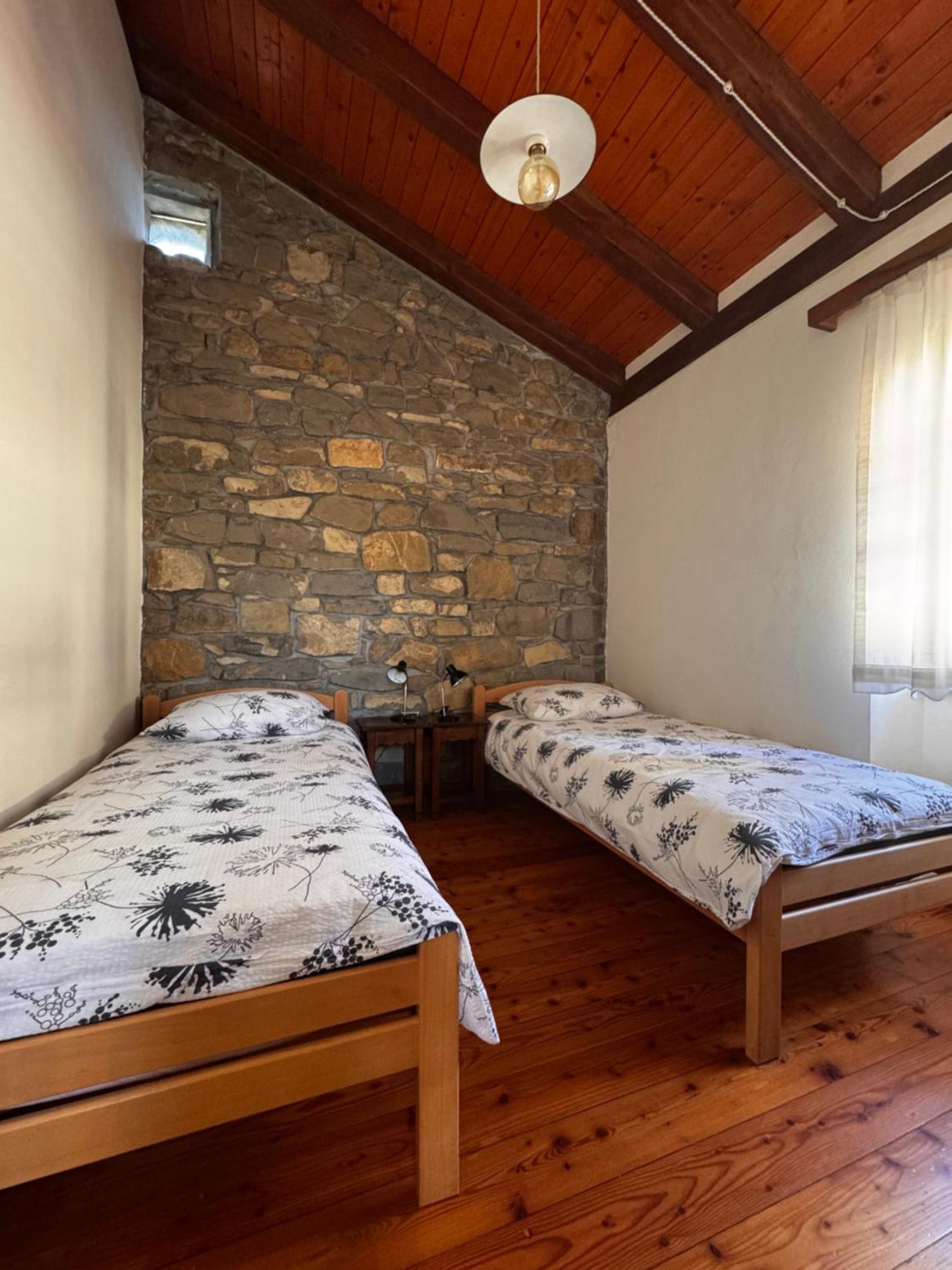 Bordon Wines, Estate With Accommodation Dekani ภายนอก รูปภาพ